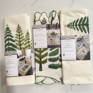 Aldi Christmas Tree Table Runner Napkins Placemats Huntington Home Holiday NWT
